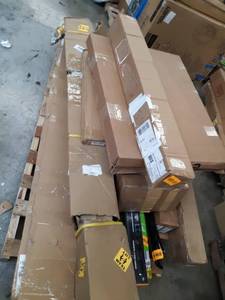 lot 74022 image: MISC pallet