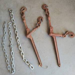 lot 1384 image: 2 Old Chain Load Binders w2 Short Chains