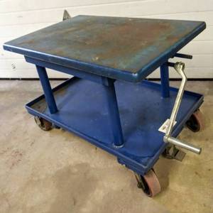 lot 1387 image: Vestil (Model MT-2436-LP) Low Profile Mechanical Post Table, 2000 lbs Capacity, 36 L x 24 W Platform - 24 to 42 Height Range