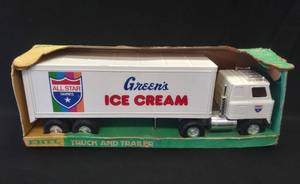 lot 302 image: Vintage Ertl Greens Ice Cream Semi-Truck in Original Box