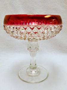 lot 364 image: Vintage Indiana Glass Diamond Point Ruby Stain Flashed Color Band Compote Bowl