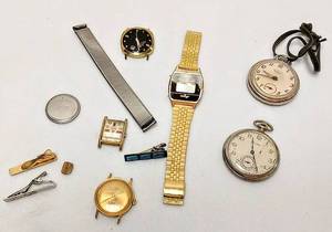 lot 381 image: Vintage Pocket Watches, Watch Parts & Tie Clip Lot