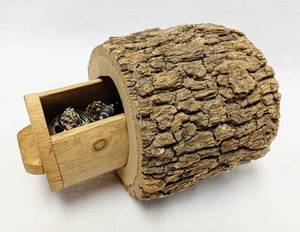 lot 383 image: Cool Wood Box with Fashion Jewelry