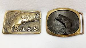 lot 384 image: 2 Vintage Bass Belt Buckles - Bass Angler Sportsman Society & Solid Bronze SL Knight Sculpture