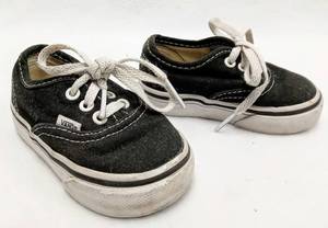 lot 420 image: Vans TC6D - 2012 Vintage Style Toddler Shoes - Size 4