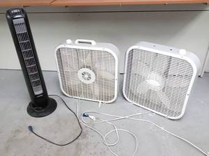 lot 425 image: Lot of 3 Fans - 2 Box Fans & 1 Tower Fan - All 3 Tested
