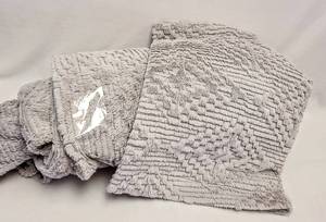 lot 198 image: Woolrich Teton Ultra Soft Plush Duvet Coverlet & One Pillow Sham- Grey - For KingCal King Comforter