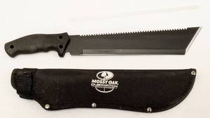 lot 226 image: Mossy Oak Overwatch Multi Purpose Machete with Sheath