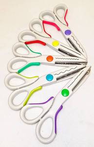 lot 237 image: 5 Colorful Decorative Edge Scissor Set - Great for Teachers, Crafts, Scrapbooking & Kids