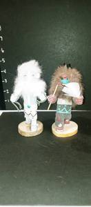 lot 1013 image: Kachina statue pair lizard 5 in tall
