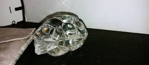 lot 1067 image: Steuben Glass turtle