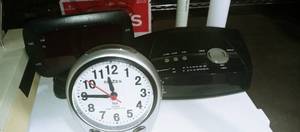 lot 1095 image: Alarm clocks