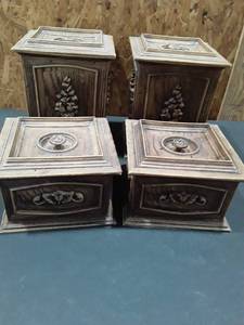 lot 1101 image: Vintage canister set