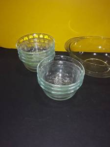 lot 1107 image: 8 pcs. Pyrex Bakeware