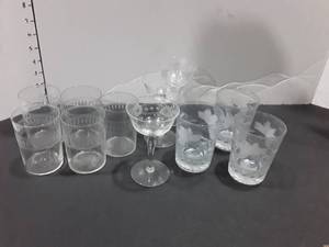lot 1110 image: 11 pc. glasses.