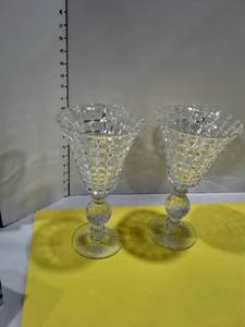 lot 1134 image: 2 Crystal vases. Very nice