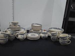 lot 1547 image: 54 pcs. Johnson Brothers Staffordshire Hearts & Flowers plate set. Some items have chips