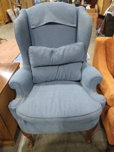 lot 2013 image: Blue chair with wooden bottom