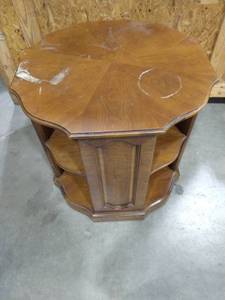 lot 2015 image: Wooden end table
