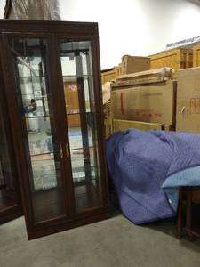 lot 2023 image: Drexel Wooden 4 shelves Display Cabinet 81 x 35 x 16 in.