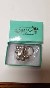 lot 5190 image: Kele & Co Sterling Silver Multi-ball Ring- Retail$116.99