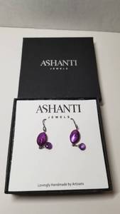 lot 5191 image: Purple Coin Pearl, Amethyst Gemstone Silver Handmade Earrings