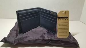 lot 5261 image: Handmade Phive Rivers Mens Leather Navy Wallet (Italy) - Small