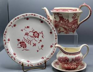 lot 1468 image: Vintage Red Brigadoon Sadler Tea Pot, Currier & Ives By Homer Laughlin Surrender of Burgoyne 1777, Salisbury Alfred Meakin Staffordshire England, Red Gooseberry Syracuse China Plate 2-11
