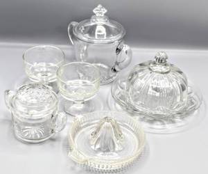 lot 1485 image: 6 Piece Lot of Crystal Dishes