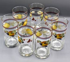 lot 1491 image: Vintage Corelle Abundance Fruit Motif Drinking Glasses (7)