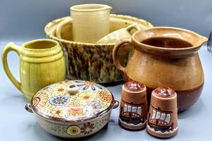 lot 1497 image: (8) Piece Lot of Vintage Artisan Pottery - Cabinart Bake Ware Pitcher and Signed Creamer Pitcher