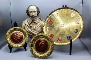 lot 1506 image: Vintage Tchaikovsky & Chopin Ornate Solid Brass Musical Composer Wall Decor, 13 Tchaikovsky Bust Statue and Decorative Plate with the German States Wall Decor 11.25