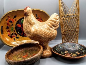 lot 1525 image: (3) Beautiful Hand Carved and Hand painted Wooden Bowls, Ceramic Chicken Figurine Statue and Wicker Wine Bottle Holder