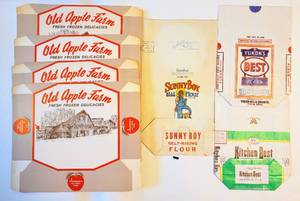 lot 1612 image: Vintage Unused Flour Sacks - SUNNY BOY Self Rising Flour 10lbs Sack, YUKONS BEST 5 lbs Flour Sack, HFM KITCHEN BEST 5 lbs Flour Sack & (4) Stephensons Old Apple Farm product boxes