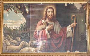 lot 1575 image: (2) Beautiful Aged Framed Religious Art Prints, Jesus Holding Sheep The Good Shepherd and Guardian Angel by Lindberg Heilige Schutzengel Art Print