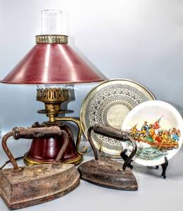 lot 1526 image: Vintage Ideal Toleware Desk Lamp, Jakes and B&L Sad Irons, Columbus Decorative Round Tile, Etched Webbed Silver Nickel Plate Footed Tray