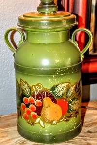 lot 1534 image: Vintage Green Fruit Motif Plastic Jug Tole Look Alike Lamp