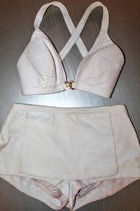 lot 1654 image: Large Vintage Womens Clothing Lot Jantzen, Lee, Stallion, Bobbie Brooks, Levis Vintage Swim Suit  and more