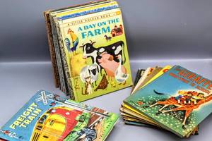 lot 1689 image: (18) Vintage Childrens Books (8) Little Golden Books, (6) Wonder Books, (4) Tip Top Elf Books