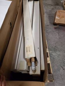 lot 6112 image: Box Of Us-T8-120-w-2. Light Bulbes 