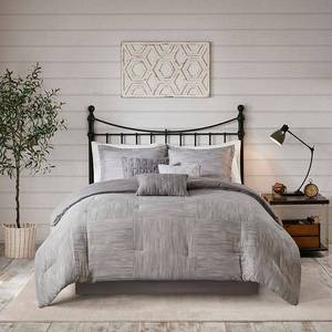 lot 6193 image: Madison Park Walter King 7-Pc. Printed Seersucker Comforter Set Bedding