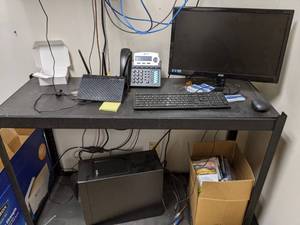 lot 8930 image: Contents Of Office (Excludes Wireless Router)