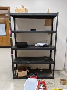 lot 8933 image: Shelving And Assorted Tools