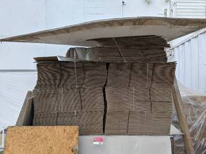 lot 9407 image: Pallets Of In Folded Boxes