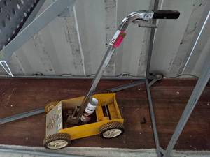 lot 9432 image: Rust-Oleum Line Marker