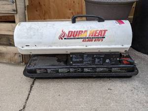 lot 9434 image: Dura Heat Kerosene Forced Air Heater
