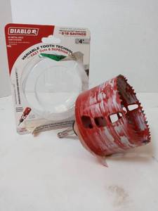 lot 58 image: DIABLO 4 in. Bi-Metal Hole Saw with SnapLock Plus Mandrel System
