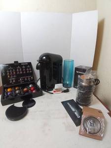 lot 65 image: Expresso Machine by Breville Neapresso Vertuo Plus & Aeroccino