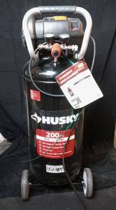 lot 241 image: Husky 20 Gal. 200 PSI High Performance Portable Air Compressor