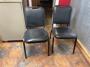 lot 5974 image: (4) Chairs